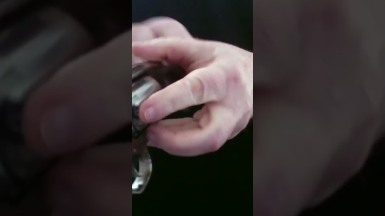 VOICI COMMENT STOCKER SON ARME EN MODE SURVIVALISTE #survie #info #survival